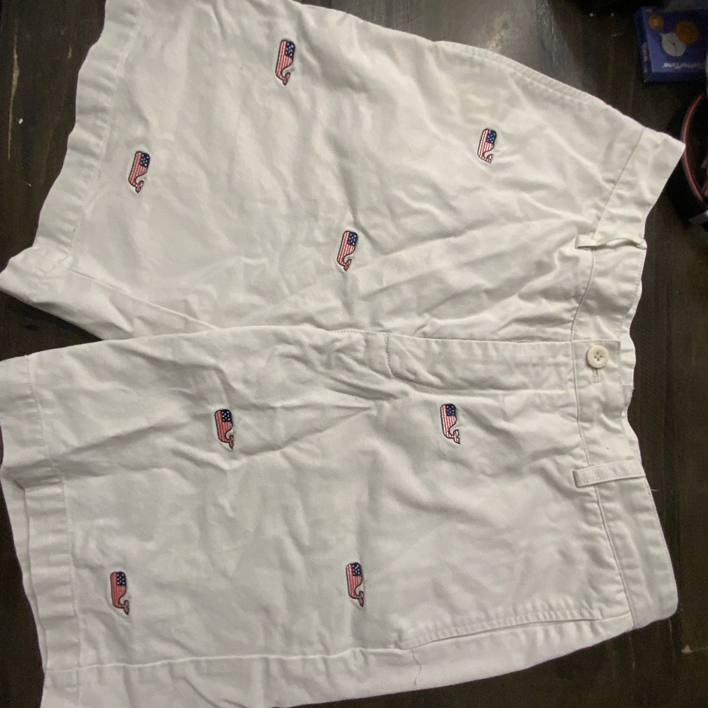 Vinegard Vines men’s short